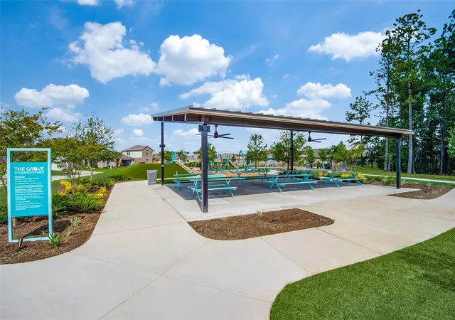 31st image of 16677 Heritage Pines Ln, Conroe, TX 77302 | MLS# 85348372