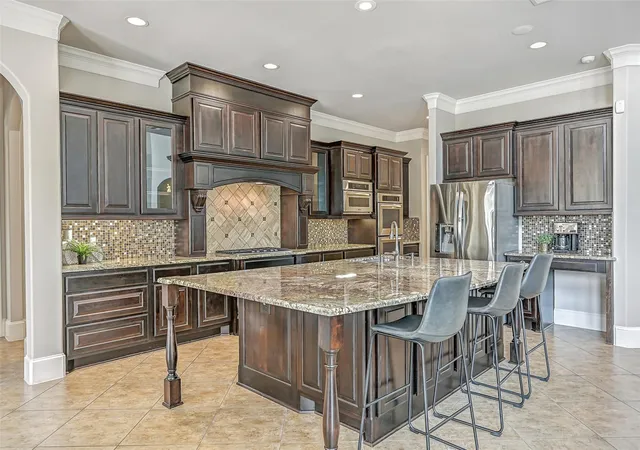 Photo 3 of Sale Pending at 2316 Durango Bend Ln, Friendswood, TX 77546 | MLS# 2981264 | Listing updated on 2026-09-12