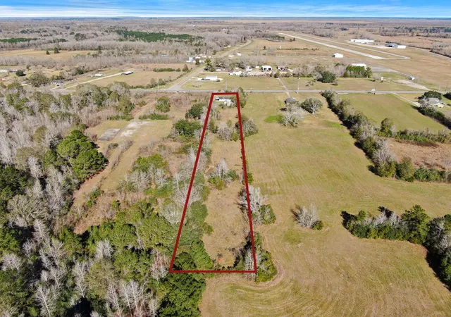 Photo 2 of Sale Pending at 1954 Fm 160 Rd N, Liberty, TX 77575 | MLS# 46322542 | Listing updated on 2026-09-11