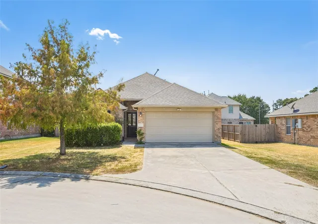Photo 1 of Single family home for sale at 10710 Laurelton Ct, Humble, TX 77396 | MLS# 62522305 | Listing updated on 2026-09-19