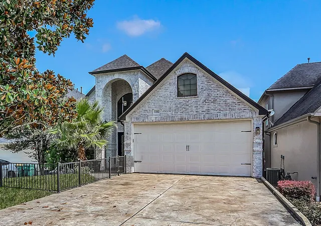 Photo 1 of Single family home for sale at 12394 Pebble View Dr, Conroe, TX 77304 | MLS# 60433455 | Listing updated on 2026-08-29