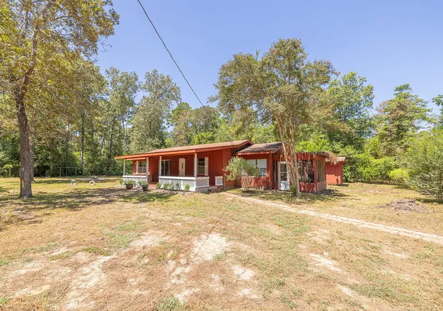 3rd image of 230 Deane Dr, Livingston, TX 77351 | MLS# 17801451