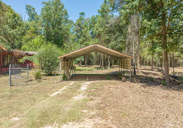 5th image of 230 Deane Dr, Livingston, TX 77351 | MLS# 17801451