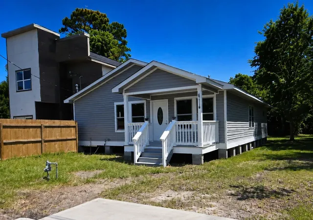 1st image of 6114 Wedgefield St, Houston, TX 77028 | MLS# 72781892