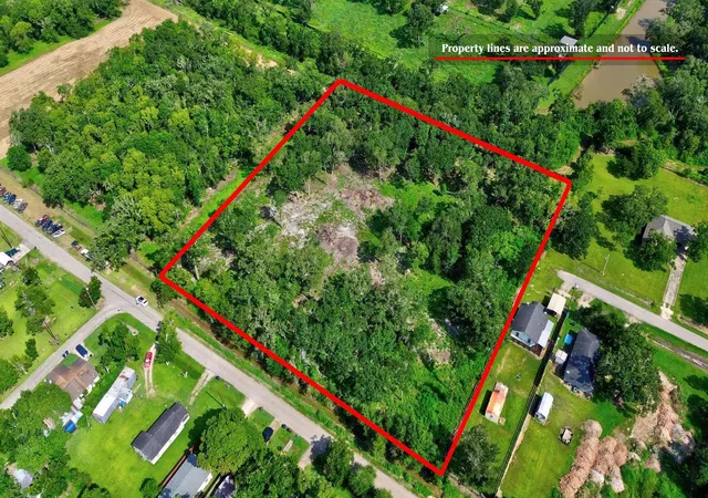 Photo 4 of Land for sale at 708 W Smith St, Brazoria, TX 77422 | MLS# 94683523 | Listing updated on 2026-10-05