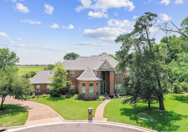 39th image of 1402 Millcreek Ct, College Station, TX 77845 | MLS# 11843048