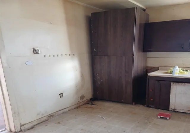 Photo 3 of Single family home for sale at 1106 W Milam St, Wharton, TX 77488 | MLS# 43435336 | Listing updated on 2026-09-01