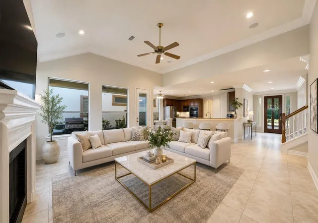 2nd image of 14210 Flower Creek Ln, Houston, TX 77077 | MLS# 95835582