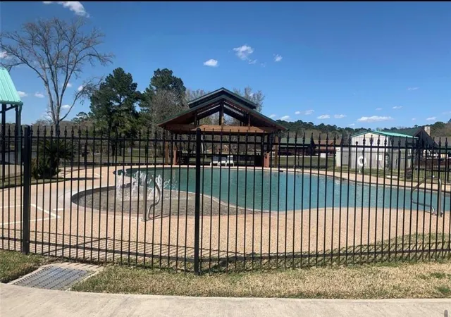 Photo 3 of Land for sale at 43 Lakecrest Ln, Huntsville, TX 77340 | MLS# 32887484 | Listing updated on 2026-05-13