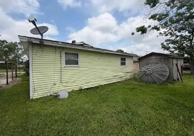 Homes for sale in Angleton, TX | 709 W Live Oak St, Angleton, TX 77515 | MLS# 9886209