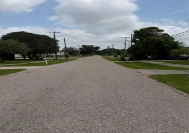 Homes for sale in Angleton, TX | 709 W Live Oak St, Angleton, TX 77515 | MLS# 9886209