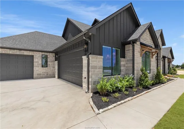 2nd image of 10254 Winnie Ct, Bryan, TX 77808 | MLS# 92741988