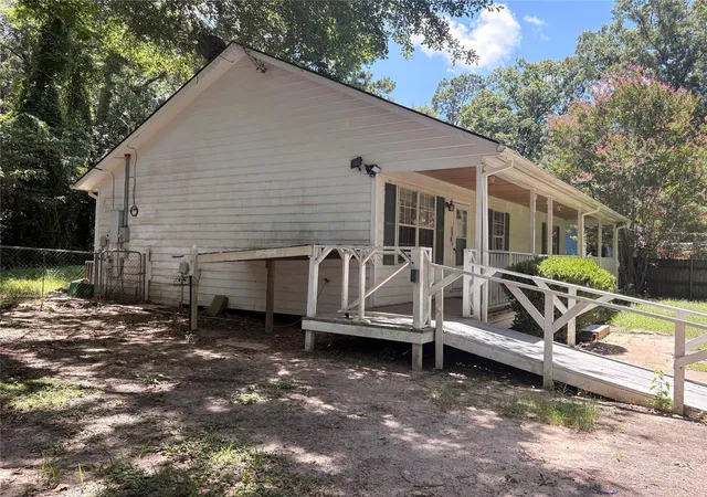 Photo 18 of Sale Pending at 5731 Pinehurst Dr, Montgomery, TX 77316 | MLS# 4862842 | Listing updated on 2026-08-05