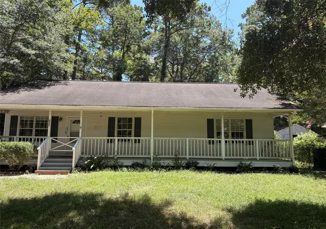 Photo 1 of Sale Pending at 5731 Pinehurst Dr, Montgomery, TX 77316 | MLS# 4862842 | Listing updated on 2026-08-05