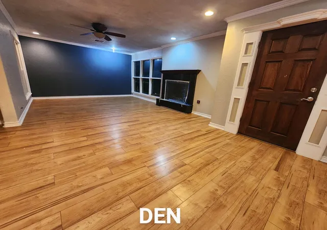 2nd image of 941 Magnolia St, Lake Jackson, TX 77566 | MLS# 15824777