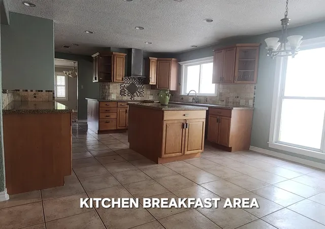 5th image of 941 Magnolia St, Lake Jackson, TX 77566 | MLS# 15824777