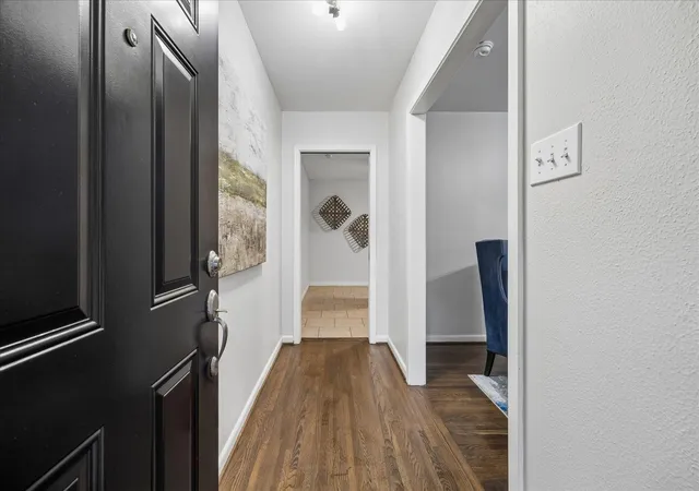 Photo 3 of Single family home for sale at 8923 Blankenship Dr, Houston, TX 77080 | MLS# 43169773 | Listing updated on 2026-09-23