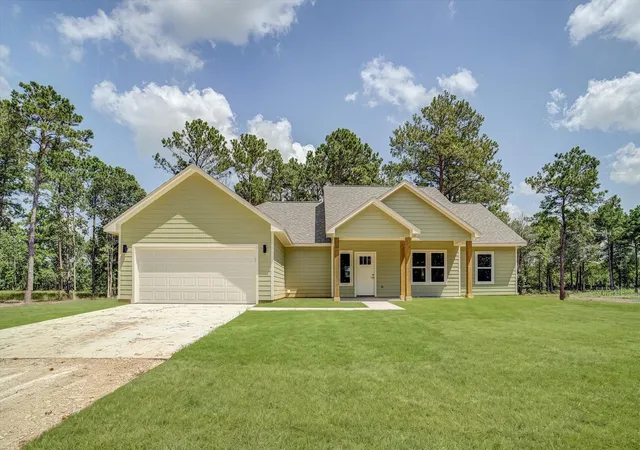 1st image of 242 Private Road 77004, Liberty, TX 77575 | MLS# 7091175