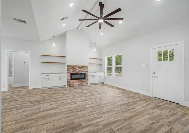 Photo 4 of Single family home for sale at 242 Private Rd 77004, Liberty, TX 77575 | MLS# 7091175 | Listing updated on 2026-10-05