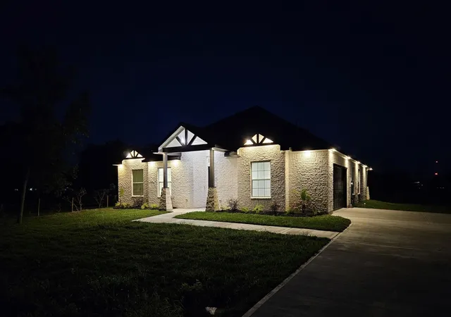 Photo 2 of Sale Pending at 7717 Prairie St, Hitchcock, TX 77563 | MLS# 81012604 | Listing updated on 2026-09-04