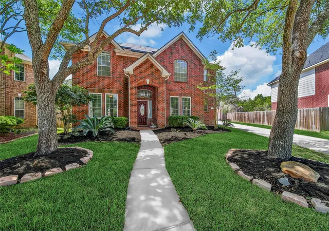 3rd image of 14430 Chartley Falls Dr, Houston, TX 77044 | MLS# 76539896