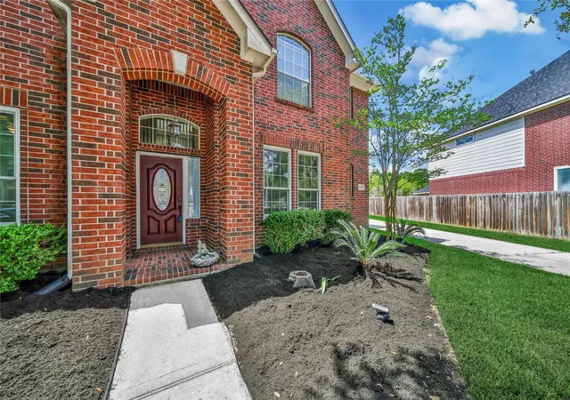 4th image of 14430 Chartley Falls Dr, Houston, TX 77044 | MLS# 76539896