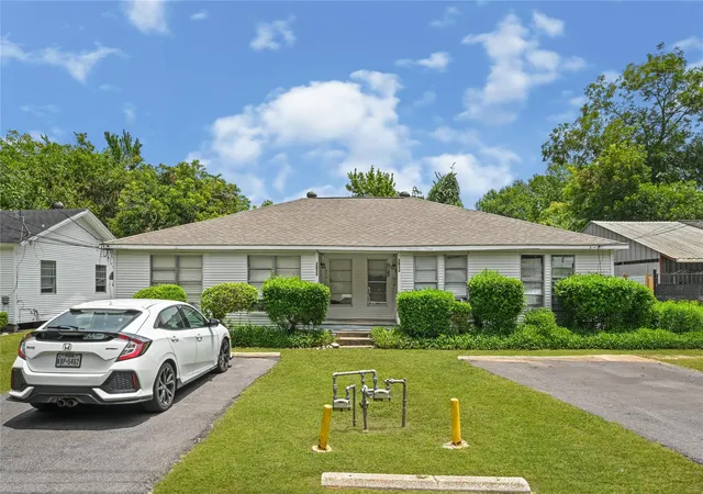 6th image of 2613 Oleander Dr, Pasadena, TX 77503 | MLS# 7741271