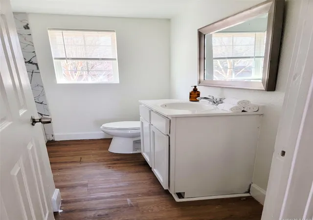 Photo 4 of Single family home for sale at 7222 San Angelo St, Houston, TX 77020 | MLS# 64432267 | Listing updated on 2026-09-09