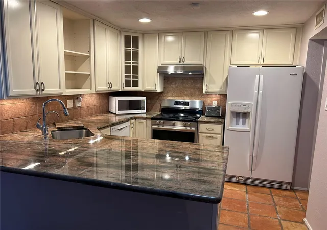 Photo 3 of Townhouse for sale at 13034 Leader St #965, Houston, TX 77072 | MLS# 47174463 | Listing updated on 2026-08-07