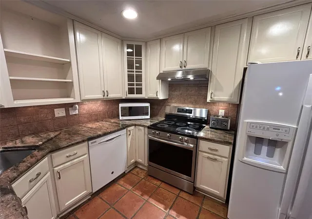 Photo 4 of Townhouse for sale at 13034 Leader St #965, Houston, TX 77072 | MLS# 47174463 | Listing updated on 2026-08-07