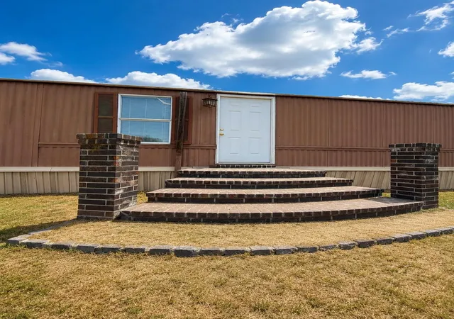 Photo 2 of Sale Pending at 1726 Dolores St, Rosharon, TX 77583 | MLS# 48382821 | Listing updated on 2026-09-08