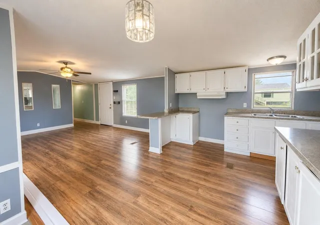 Photo 2 of Sale Pending at 1726 Dolores St, Rosharon, TX 77583 | MLS# 48382821 | Listing updated on 2026-09-08