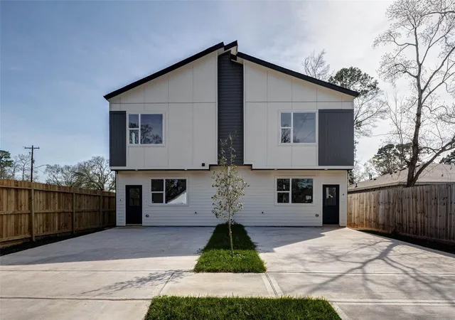 Homes for sale in Houston, TX | 5912 Mayle St #A/B, Houston, TX 77016 | MLS# 10379236