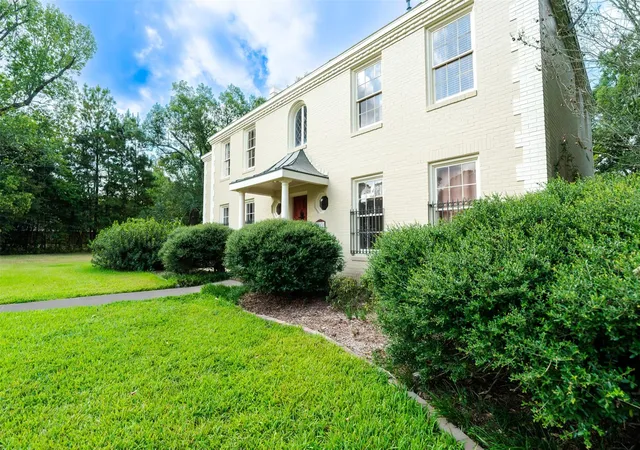 Photo 2 of Single family home for sale at 403 Dudley St, Cleveland, TX 77327 | MLS# 54699609 | Listing updated on 2026-09-03