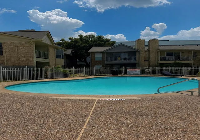 2nd image of 11201 Lynbrook Dr, Houston, TX 77042