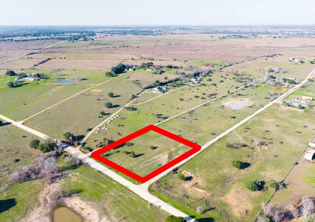 2nd image of 682 Schultz Rd S, Sealy, TX 77474 | MLS# 73652909