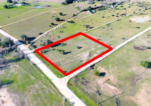 3rd image of 682 Schultz Rd S, Sealy, TX 77474 | MLS# 73652909