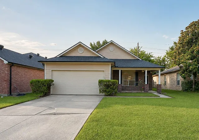 2nd image of 8723 Willow Grove Dr, Tomball, TX 77375 | MLS# 69181345