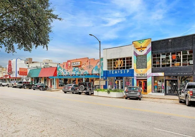 42nd image of 516 Columbia St, Houston, TX 77007 | MLS# 29048267