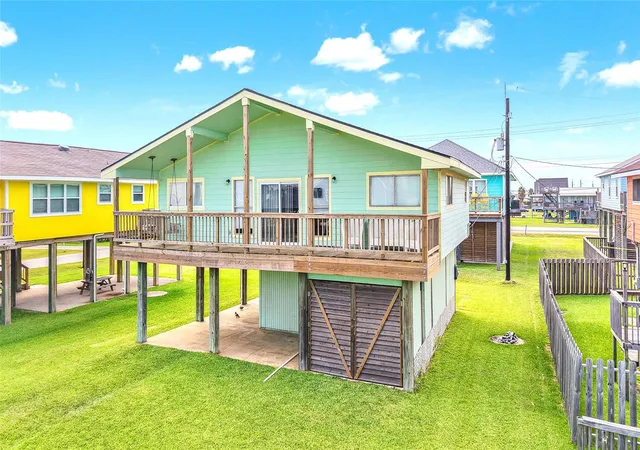 Photo 1 of Single family home for sale at 1651 Sandpebble Pl, Surfside Beach, TX 77541 | MLS# 63357844 | Listing updated on 2026-08-28