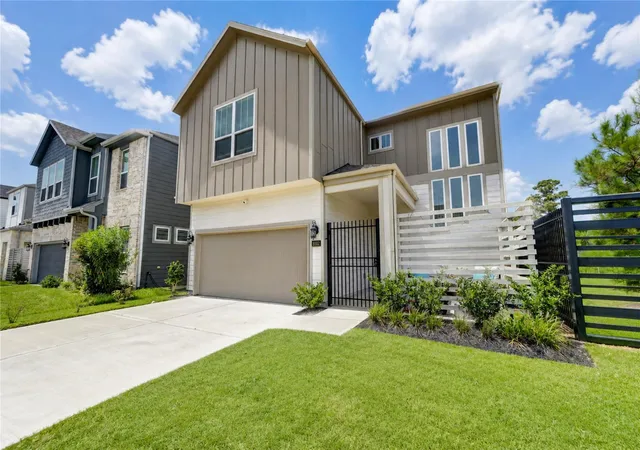 Photo 2 of Single family home for sale at 8102 Morning Melody Dr, Houston, TX 77063 | MLS# 64193618 | Listing updated on 2026-07-29