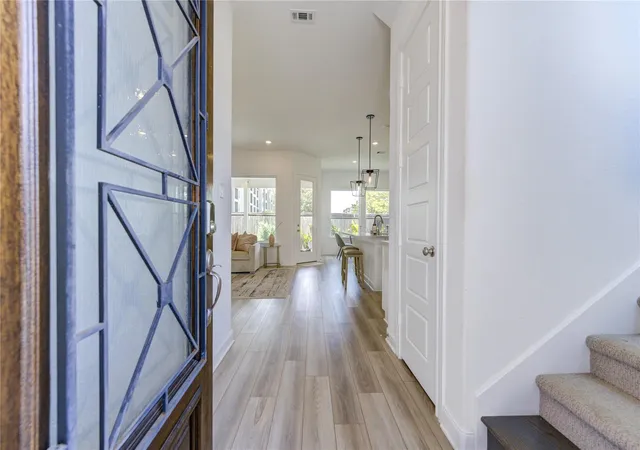 Photo 4 of Single family home for sale at 8102 Morning Melody Dr, Houston, TX 77063 | MLS# 64193618 | Listing updated on 2026-07-29