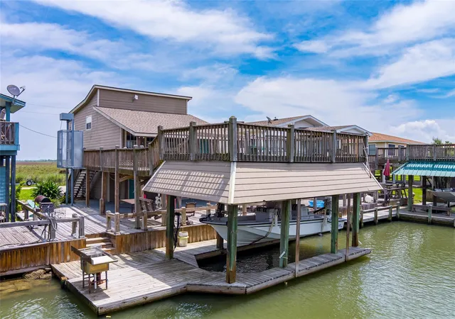 Photo 4 of Single family home for sale at 1247 Bay St, Port Bolivar, TX 77650 | MLS# 20850789 | Listing updated on 2026-08-21