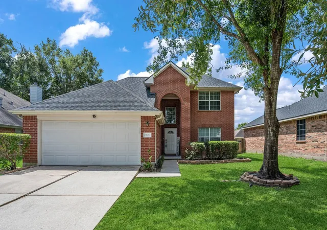 Photo 2 of Single family home for sale at 12950 Maples Perch Ct, Humble, TX 77346 | MLS# 28685504 | Listing updated on 2026-09-17