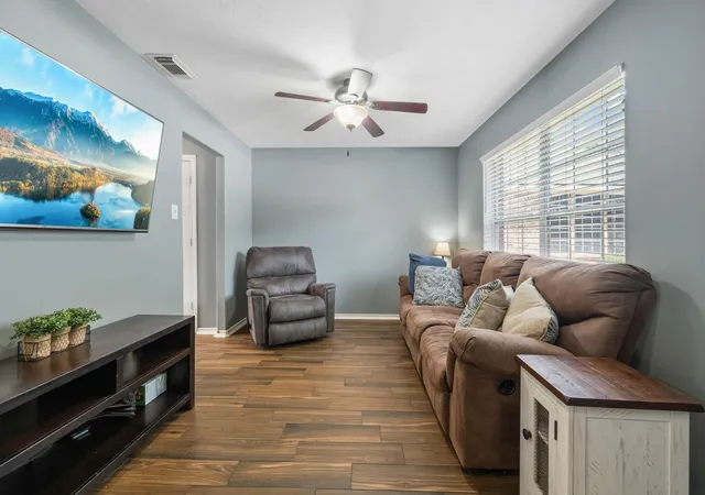 Photo 3 of Single family home for sale at 12950 Maples Perch Ct, Humble, TX 77346 | MLS# 28685504 | Listing updated on 2026-09-17