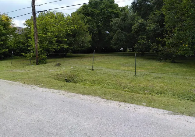 Photo 1 of Land for sale at 4521 Maggie St, Houston, TX 77051 | MLS# 52117943 | Listing updated on 2026-06-03