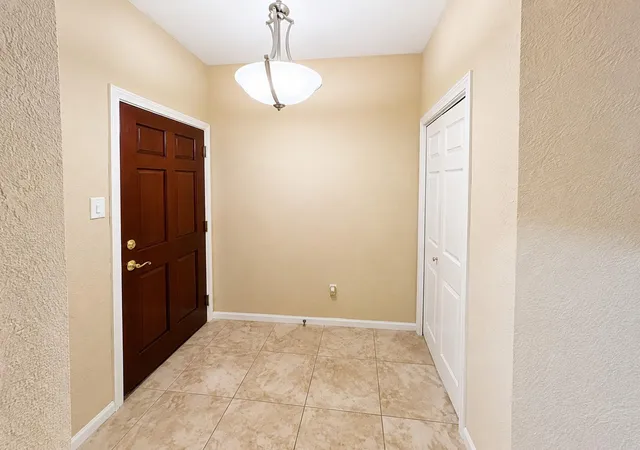 Homes for sale in Kingwood, TX | 2803 Kings Crossing Dr #315, Kingwood, TX 77345 | MLS# 20525333