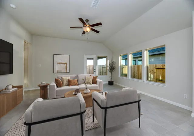 Photo 3 of Single family home for sale at 21111 Sunlight Grove Dr, Bonney, TX 77583 | MLS# 49474448 | Listing updated on 2026-10-08
