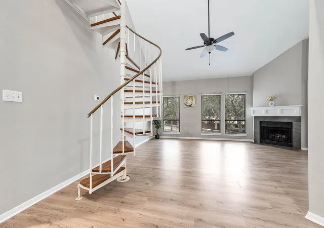 5th image of 4144 Greystone Wy, Sugar Land, TX 77479