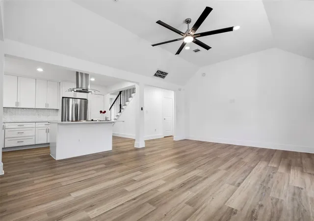 Photo 3 of Single family home for sale at 5734 Cullen Blvd, Houston, TX 77021 | MLS# 35985613 | Listing updated on 2026-09-13